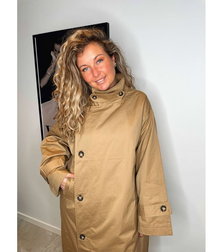 Dar trench coat brun