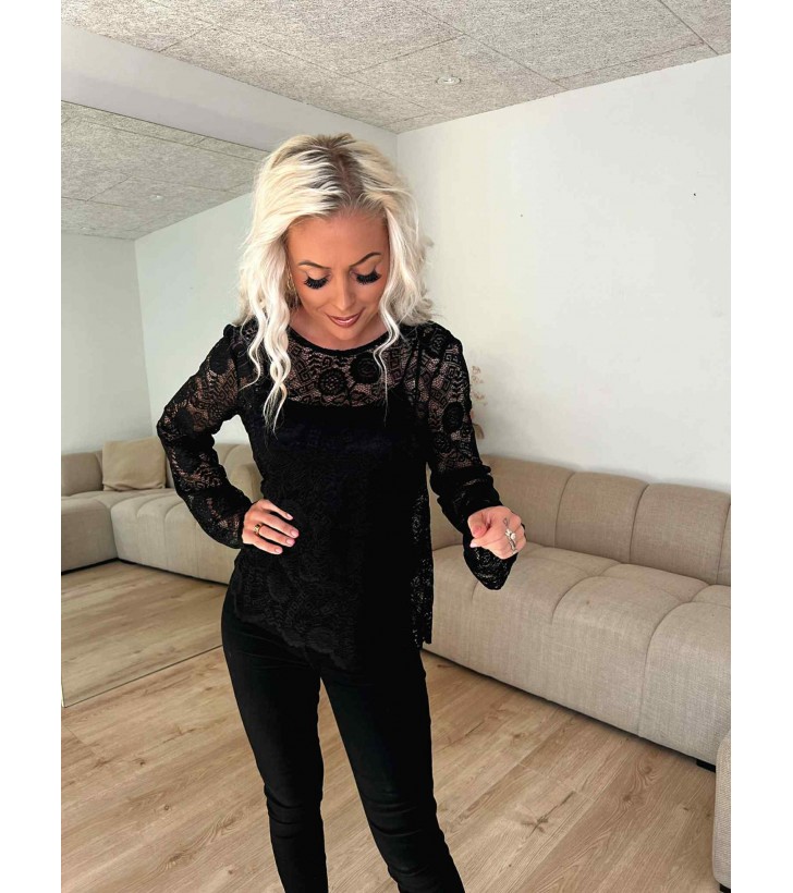 Olline o-neck blonde bluse langærmet