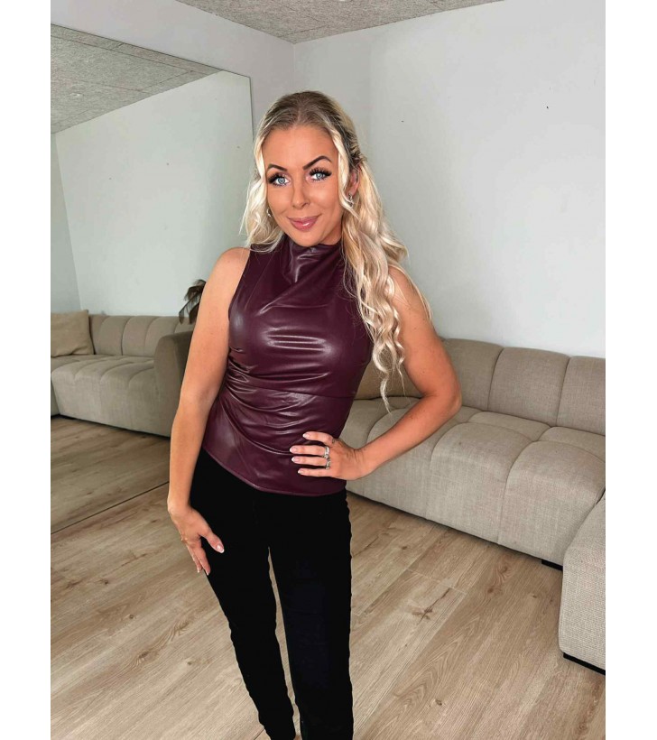 Dandy PU top