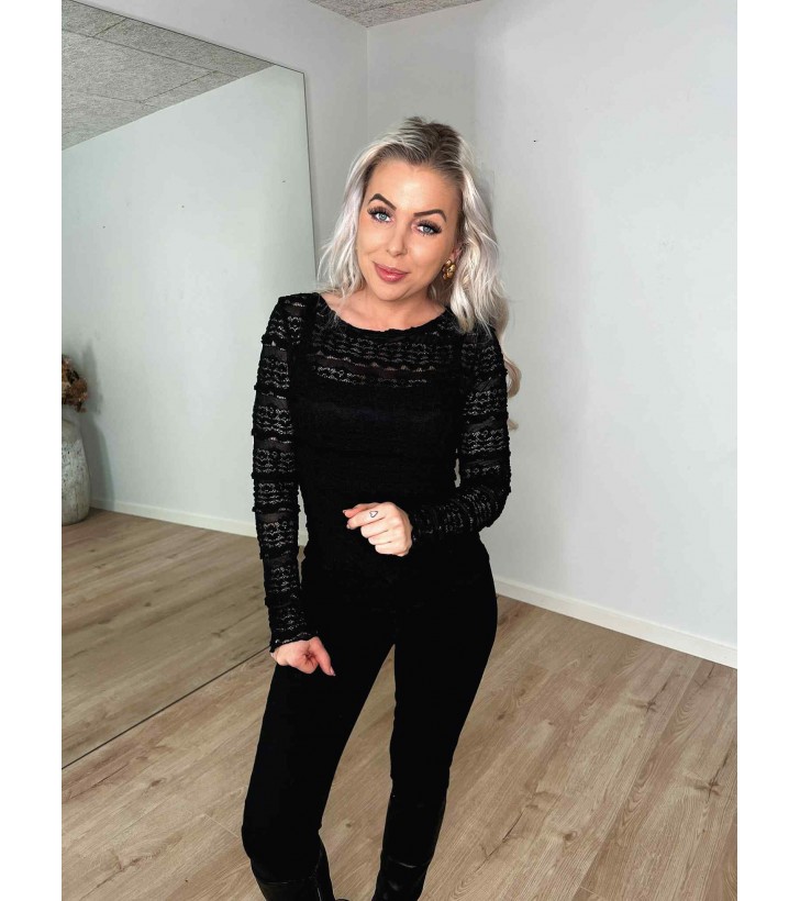 Vitana langærmet blondebluse