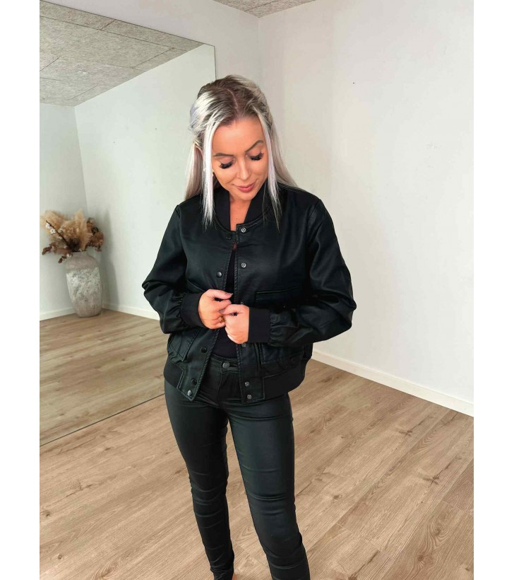 Garwin PU bomber jakke