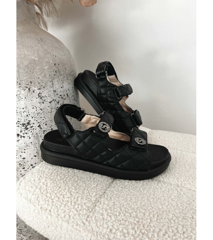 Victoria chunky sandal