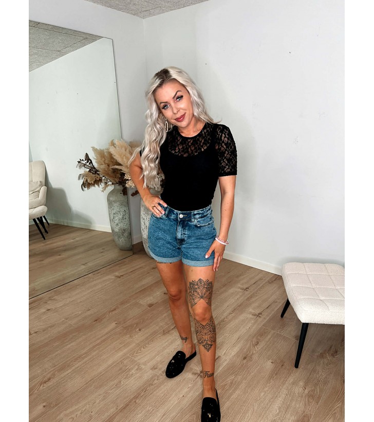 Hazel Blonde T-shirt - Sort