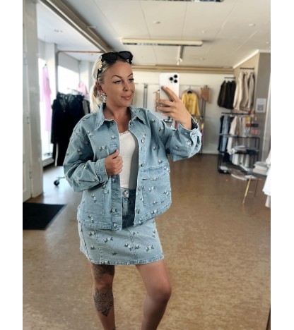 Flora Denim Jakke M. Broderinger