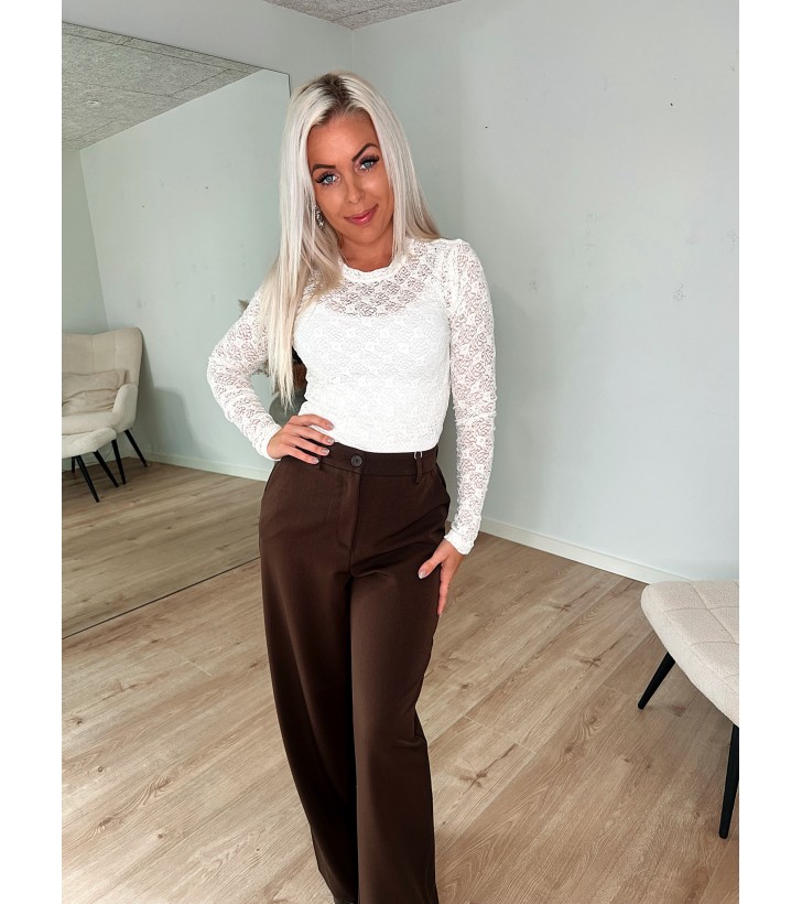 Judith Blonde Bluse