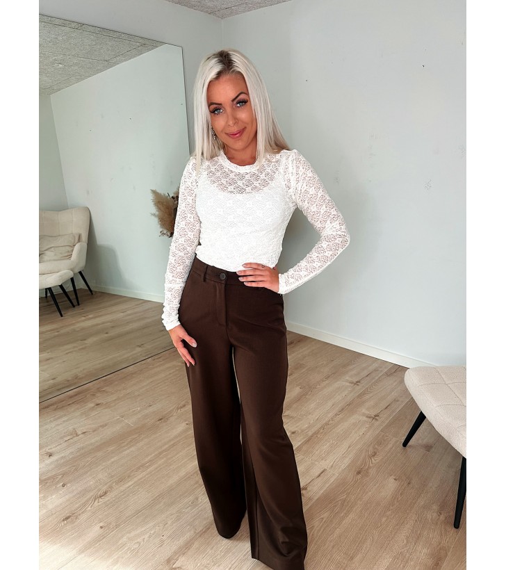 Judith Blonde Bluse