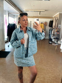 Flora Denim Jakke M. Broderinger